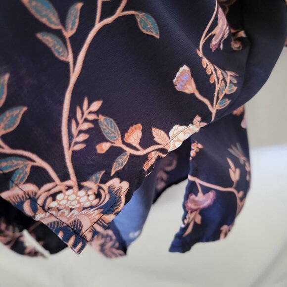 Maurice's Sz 3 (3X) GORGEOUS Blouse Floral Long roll tab sleeves flowy silky EUC - Picture 8 of 12